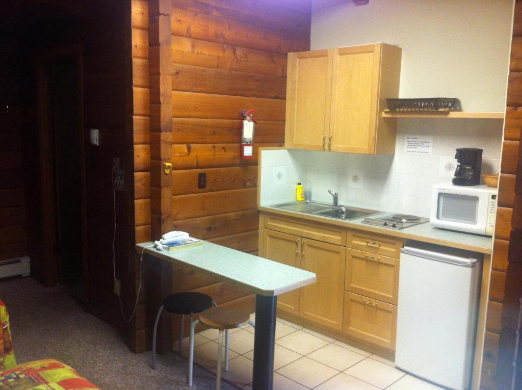 Raccoon Lodge Motel Сильван-Лейк Номер фото