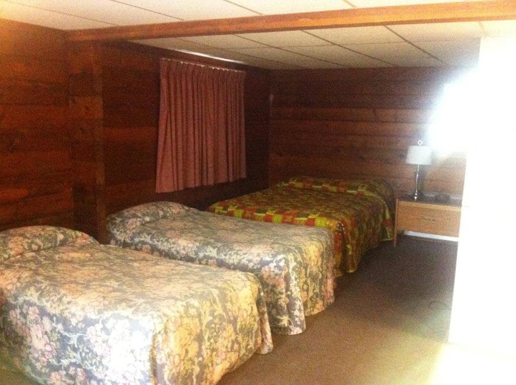 Raccoon Lodge Motel Сильван-Лейк Номер фото