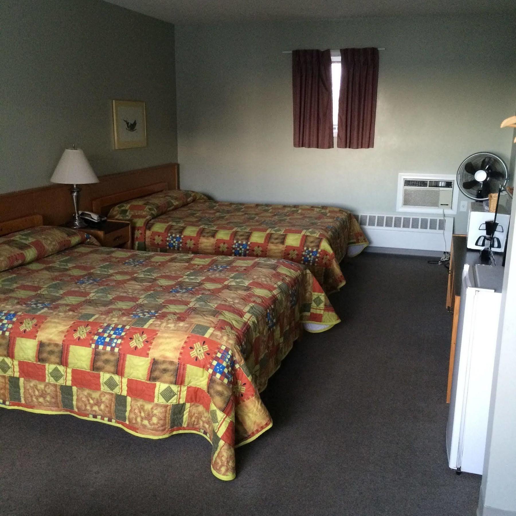 Raccoon Lodge Motel Сильван-Лейк Экстерьер фото
