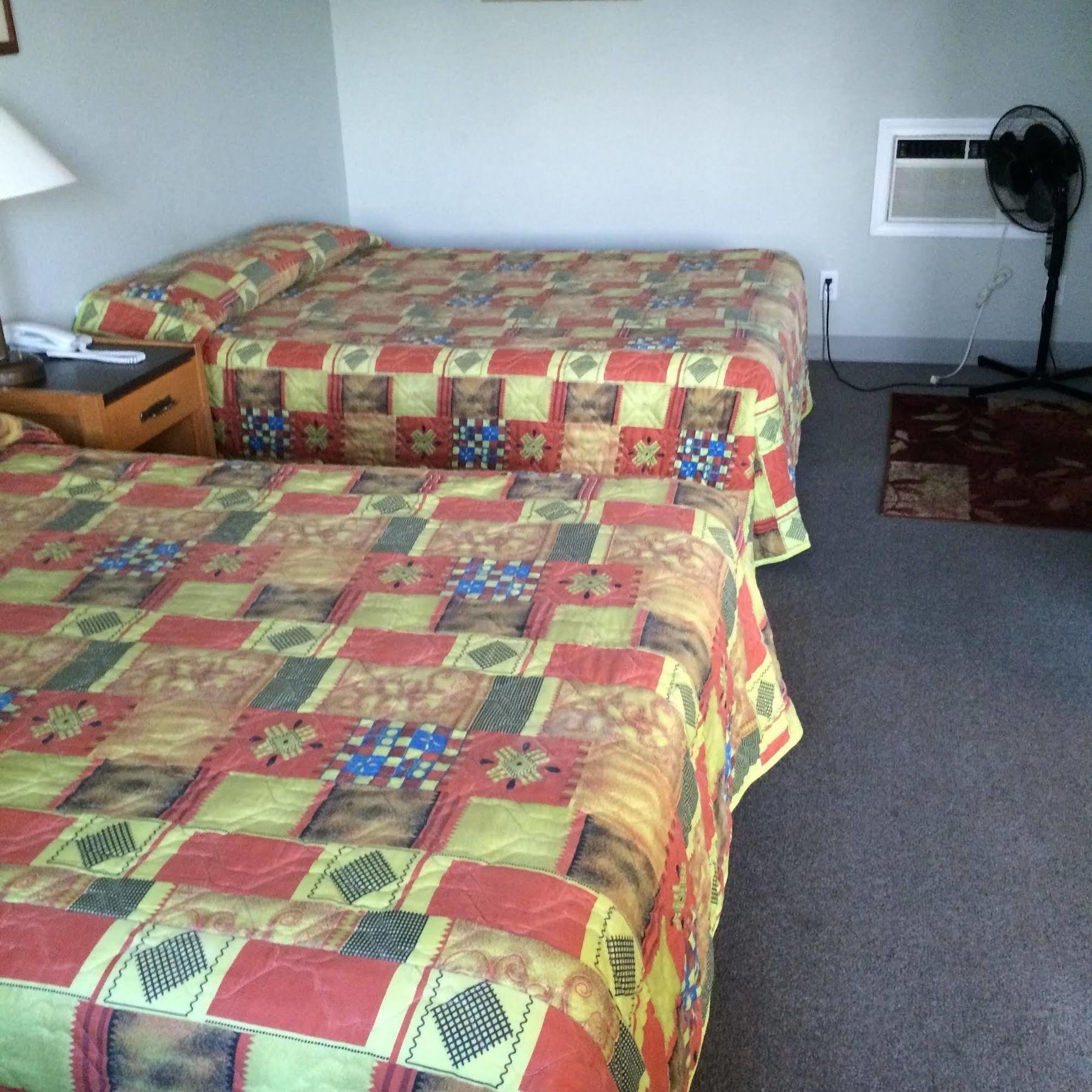 Raccoon Lodge Motel Сильван-Лейк Экстерьер фото
